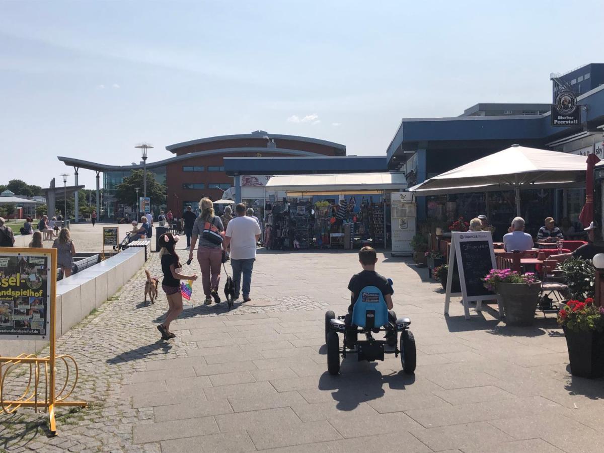 Ferienwohnung Sandkueste Mit Strandkorb & Indoor Spielplatz Хайлигенхафен Экстерьер фото
