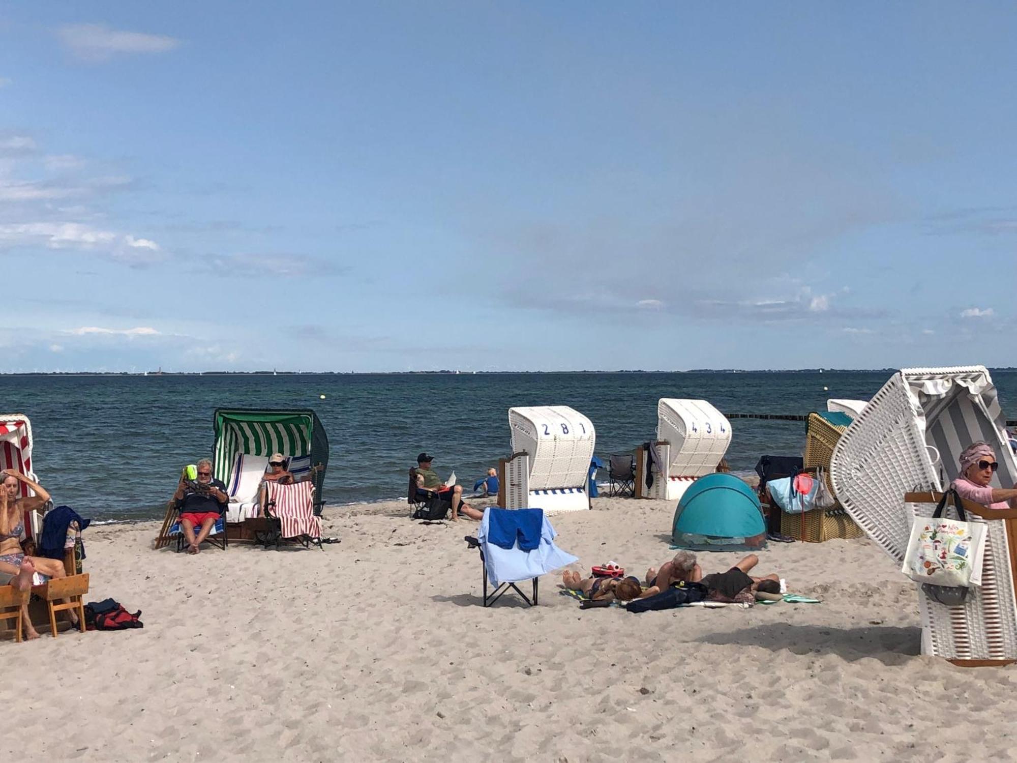 Ferienwohnung Sandkueste Mit Strandkorb & Indoor Spielplatz Хайлигенхафен Экстерьер фото